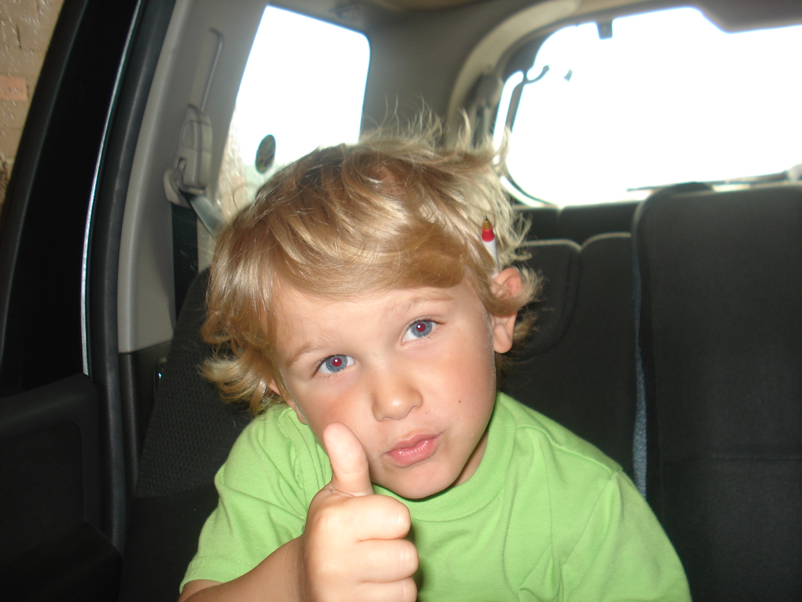 thumbs up